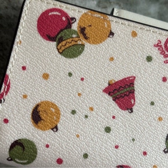 Coach Christmas Holiday Ornament Corner Zip Wallet in Chalk - Picture 6 of 10